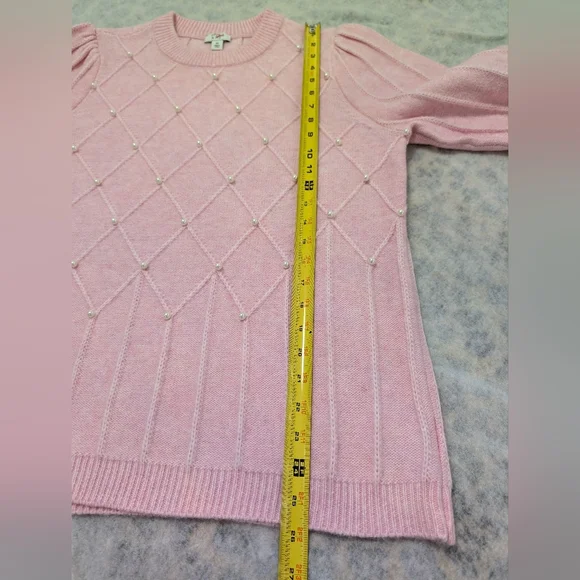 Cozy Pink Pearl Puff Sleeve Sweater | Winter Outfit Holiday Party Chic – Size M - Picture 12 of 16